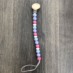 Pacifier Clip